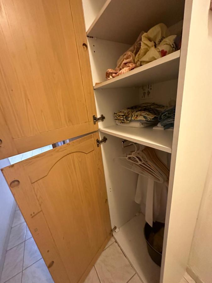 A La Semaine Ou Au Jour / Location Studio Meuble 30M² 拉西约塔 外观 照片